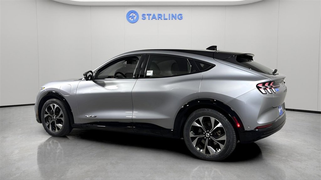 Used 2021 Ford Mustang Mach-E Premium image 4