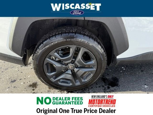 Used 2024 Toyota RAV4 Adventure AWD/4WD image 29