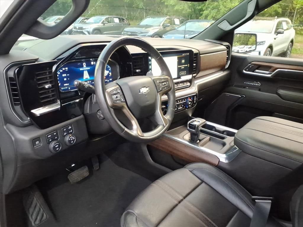 Certified 2023 Chevrolet Silverado 1500 High Country w/ High Country Premium Package AWD/4WD image 12
