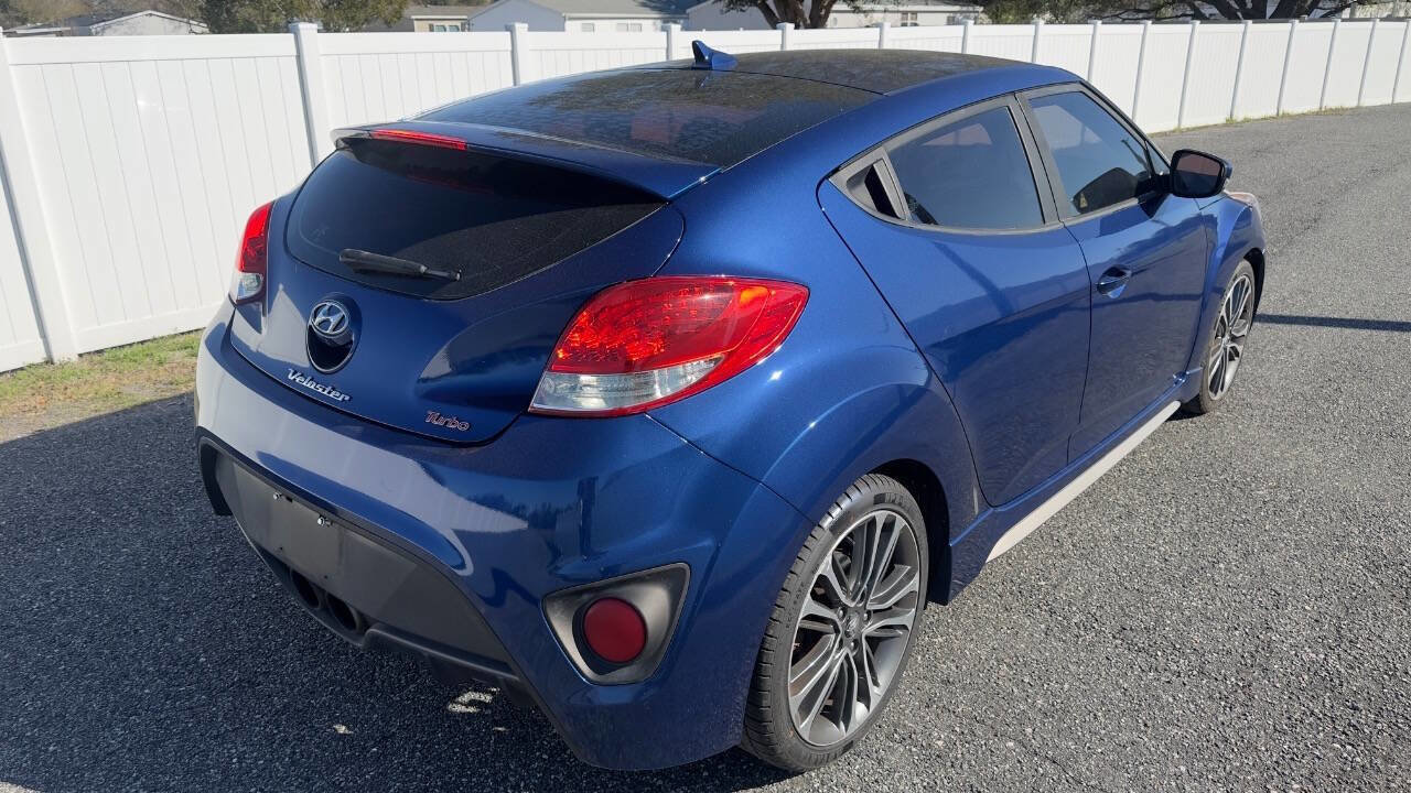 Used 2017 Hyundai Veloster Turbo image 6