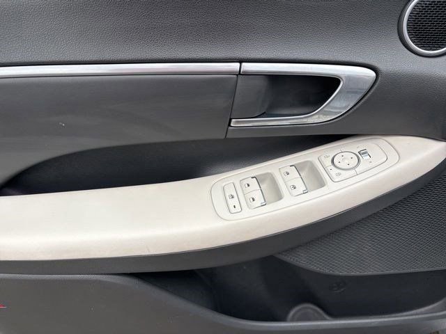 Used 2023 Hyundai Sonata SEL FWD image 13