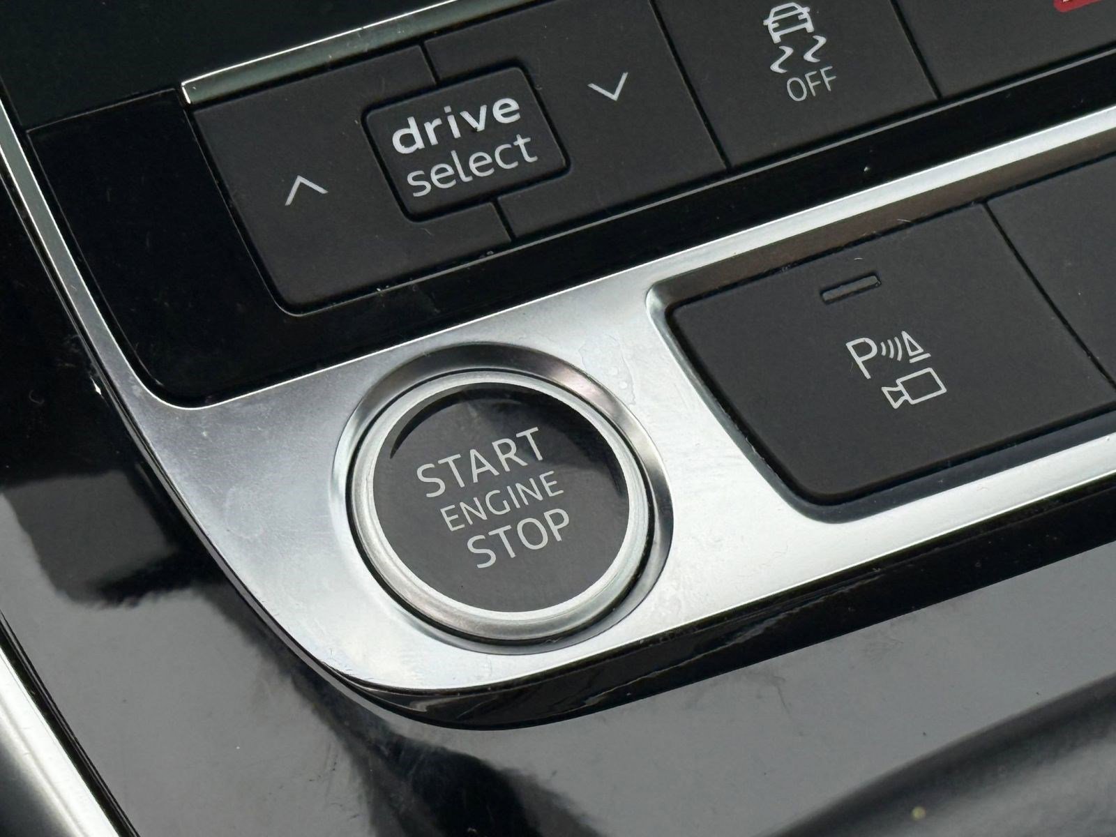 Used 2024 Audi Q7 3.0T Premium Plus image 17