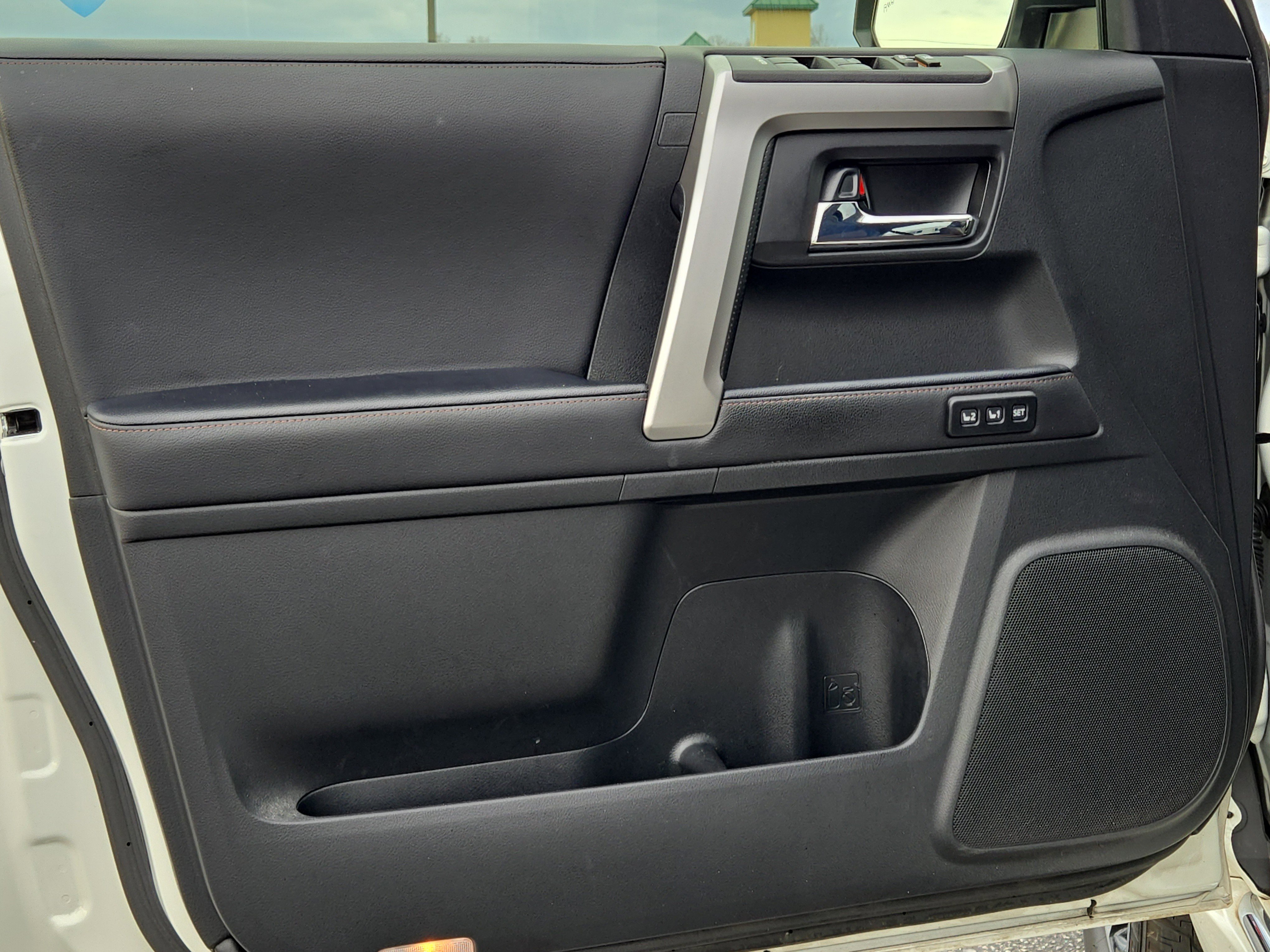 Used 2023 Toyota 4Runner Limited image 20