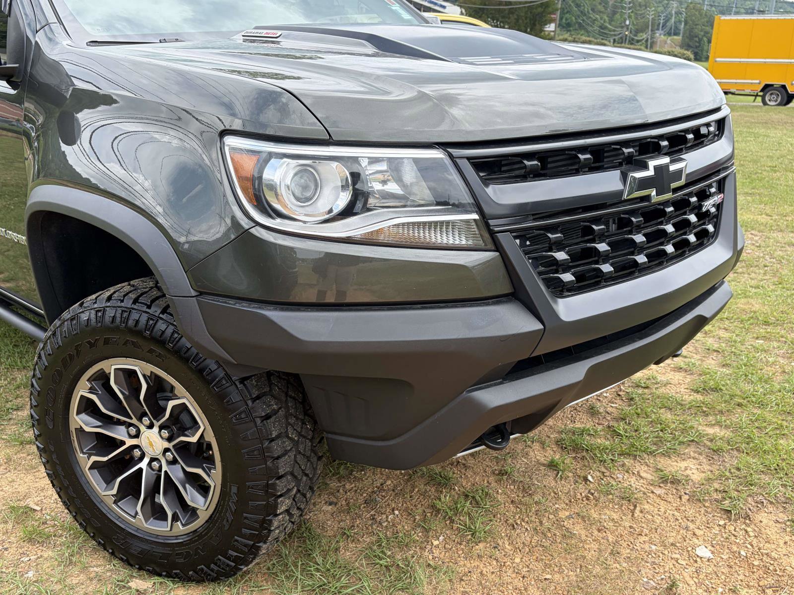 Used 2018 Chevrolet Colorado ZR2 w/ LPO, Premium Interior Package AWD/4WD image 25