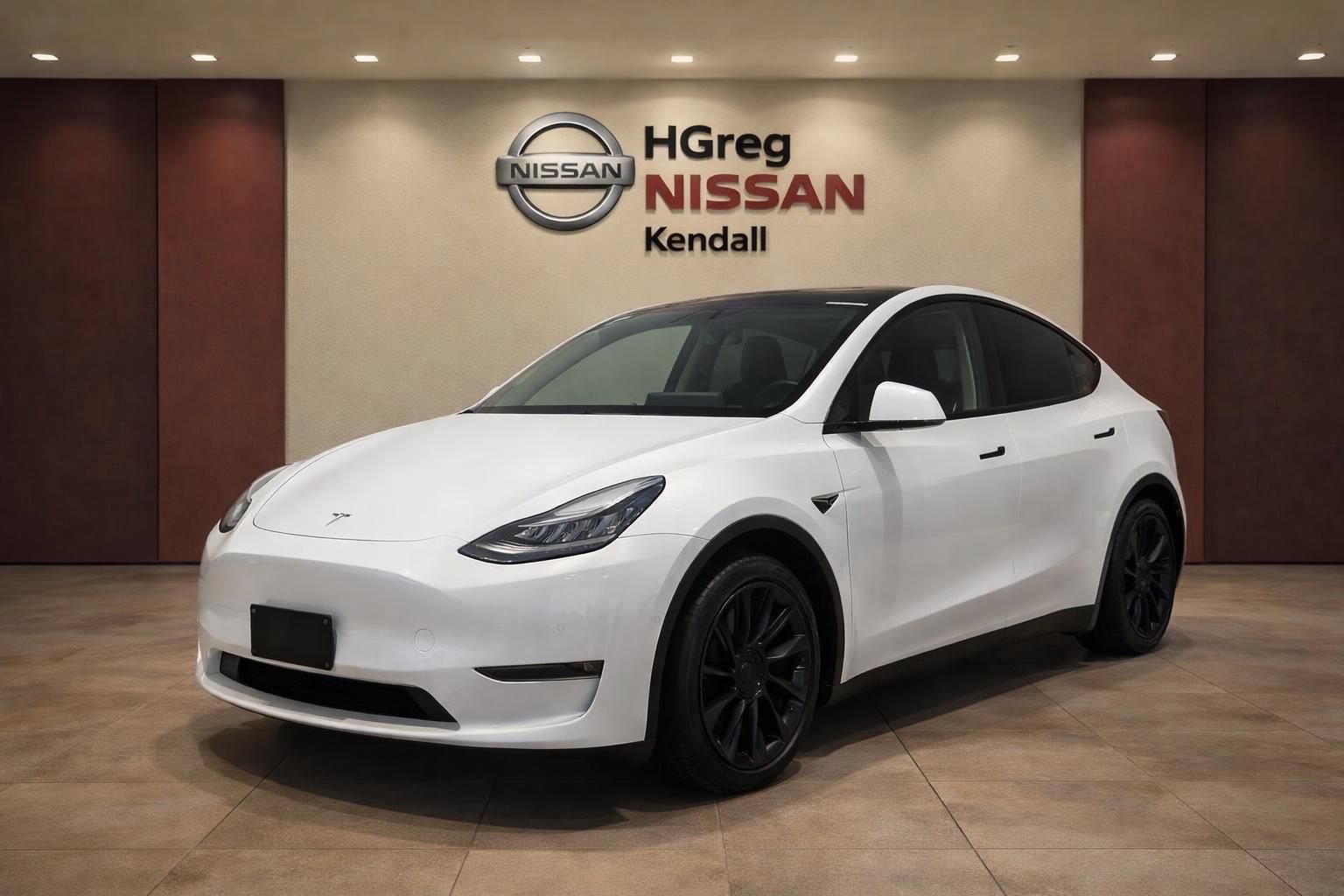 Used 2021 Tesla Model Y Long Range AWD/4WD image 3
