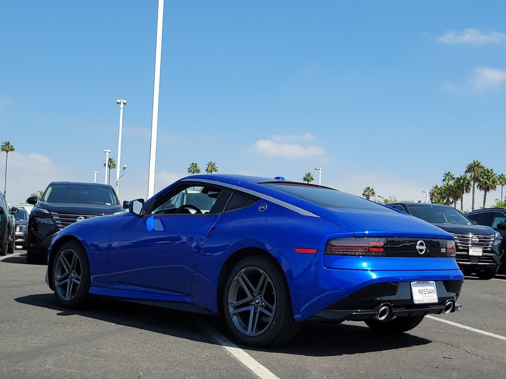New 2027 Nissan Z Sport w/ Essentials Package (Sport) RWD image 2