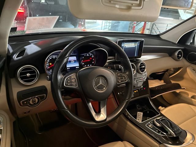 Used 2016 Mercedes-Benz GLC 300 image 6