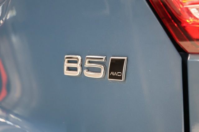 Used 2025 Volvo XC40 B5 Plus AWD/4WD image 11