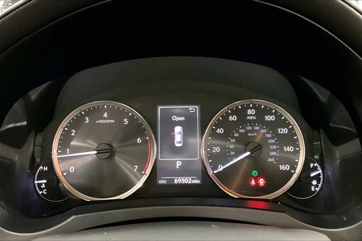 Used 2018 Lexus IS 300 w/ Accessory Package 2 RWD image 25