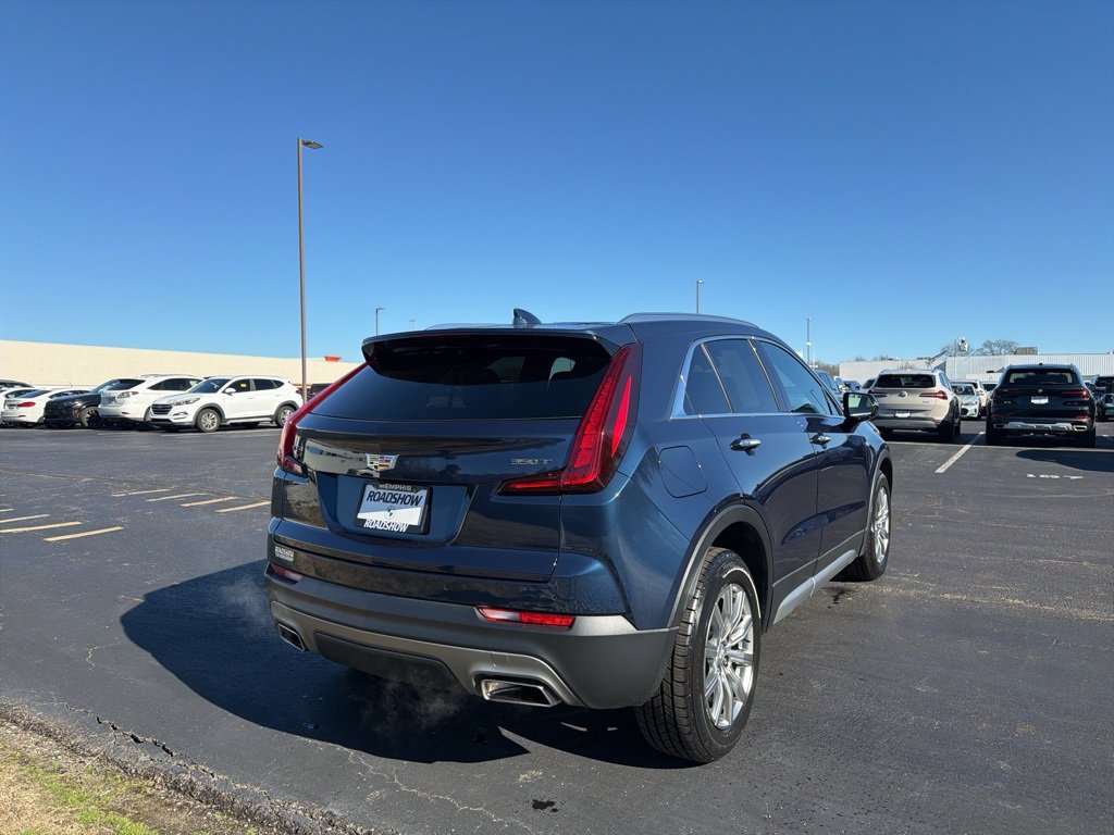 Used 2021 Cadillac XT4 Premium Luxury image 5