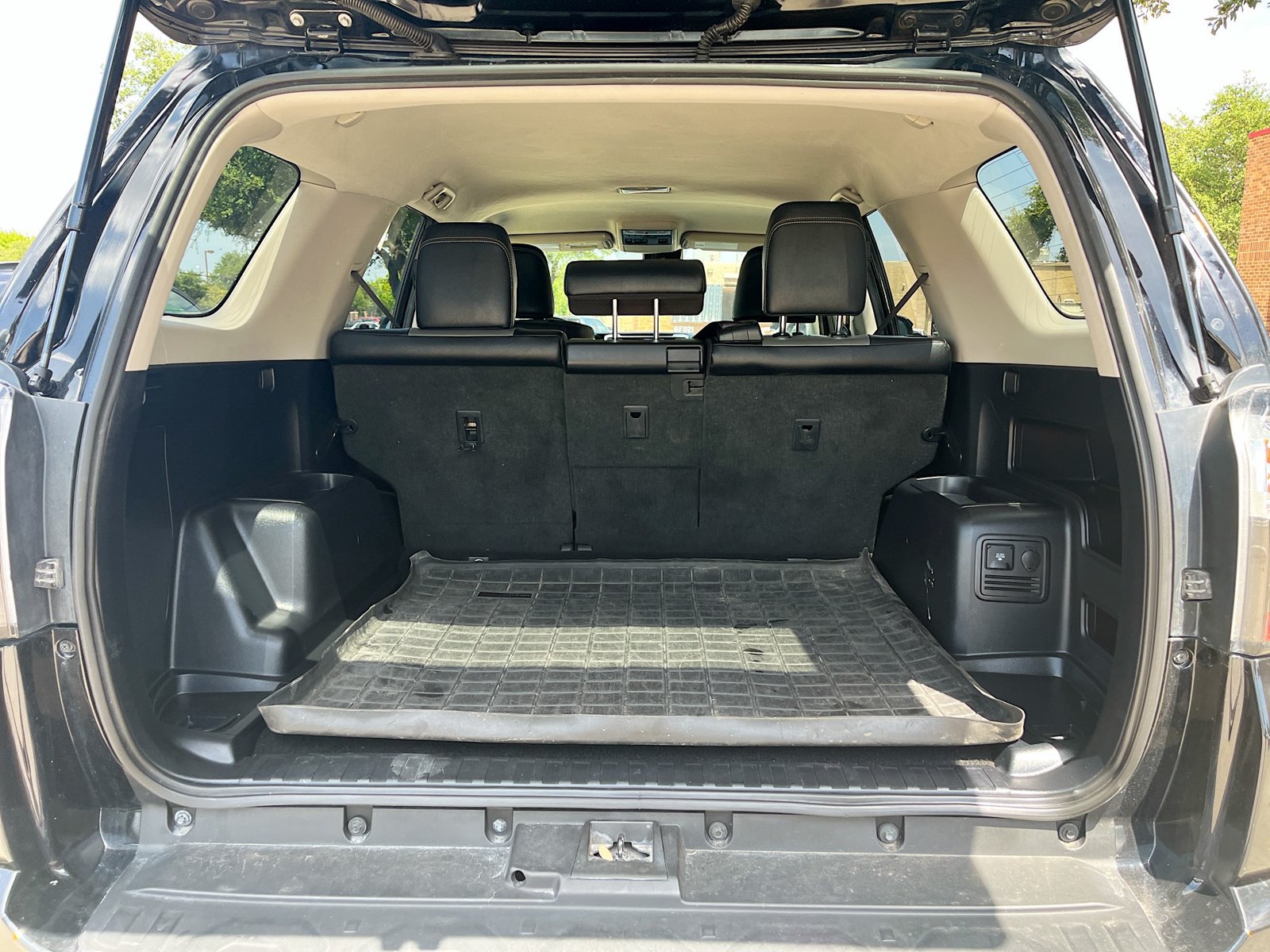 Used 2023 Toyota 4Runner SR5 Premium AWD/4WD image 26