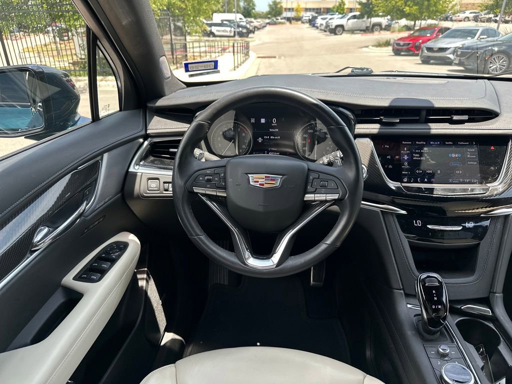 Used 2025 Cadillac XT6 Sport w/ Technology Package AWD/4WD image 28