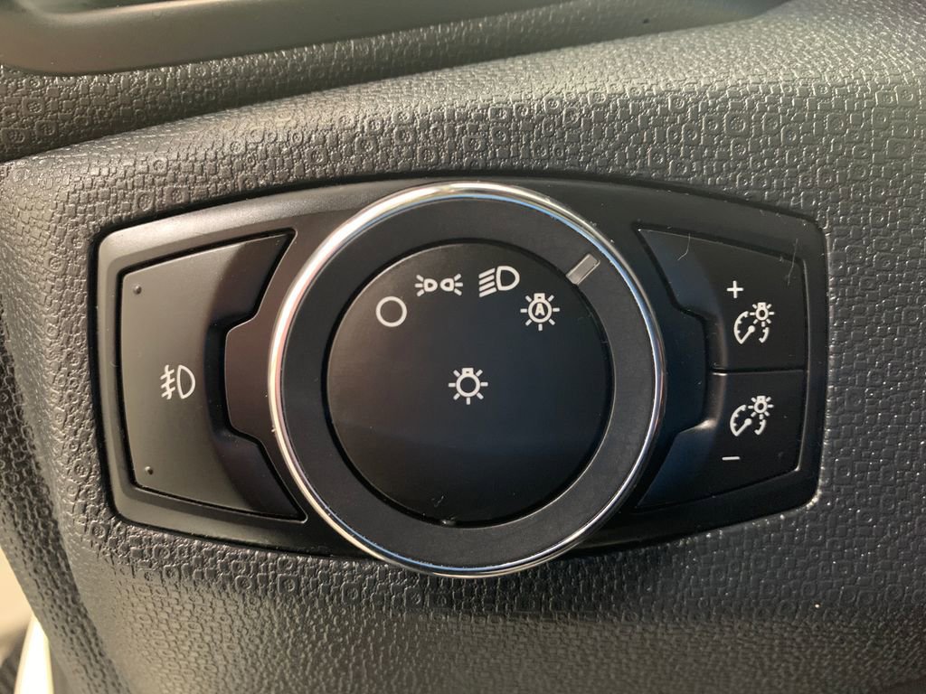 Used 2021 Ford EcoSport SE image 11