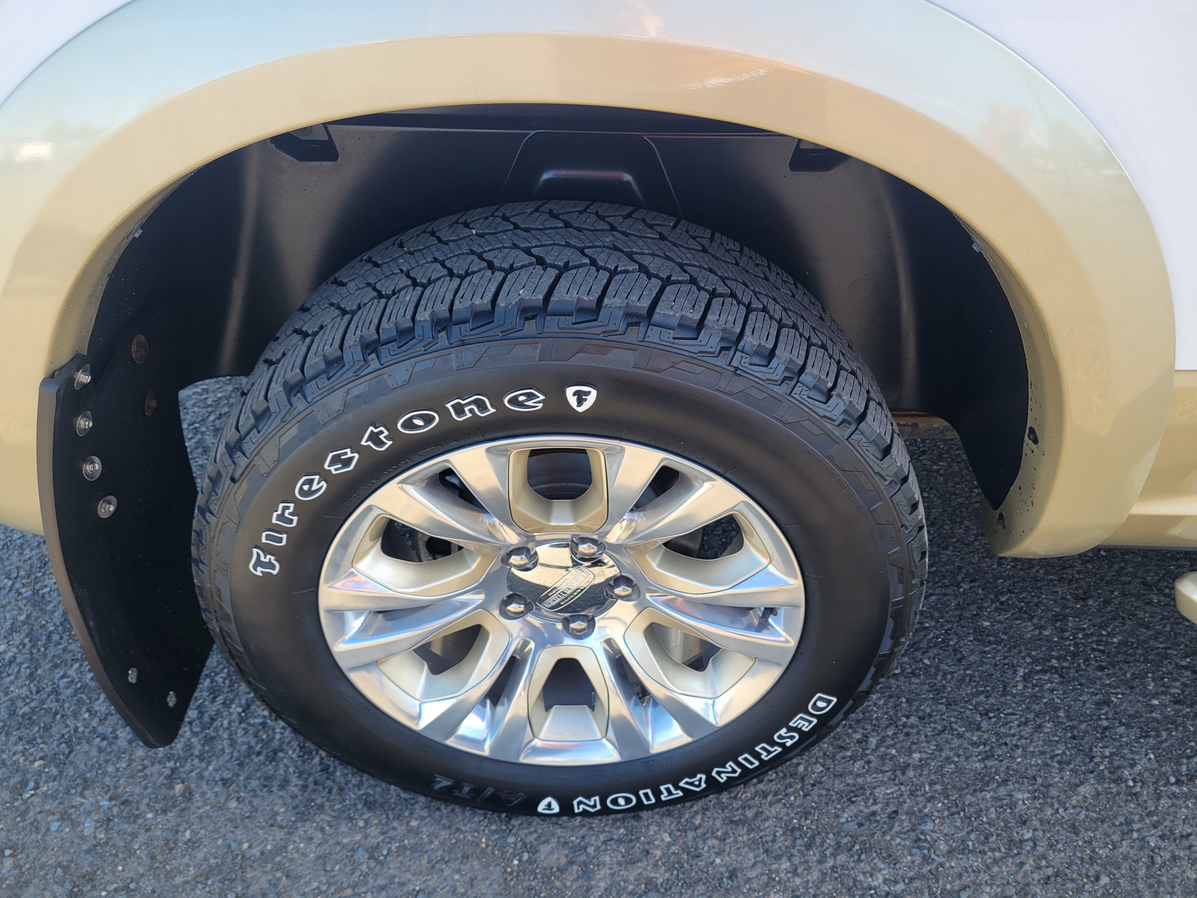 Used 2014 RAM 1500 Laramie Longhorn w/ Convenience Group image 10