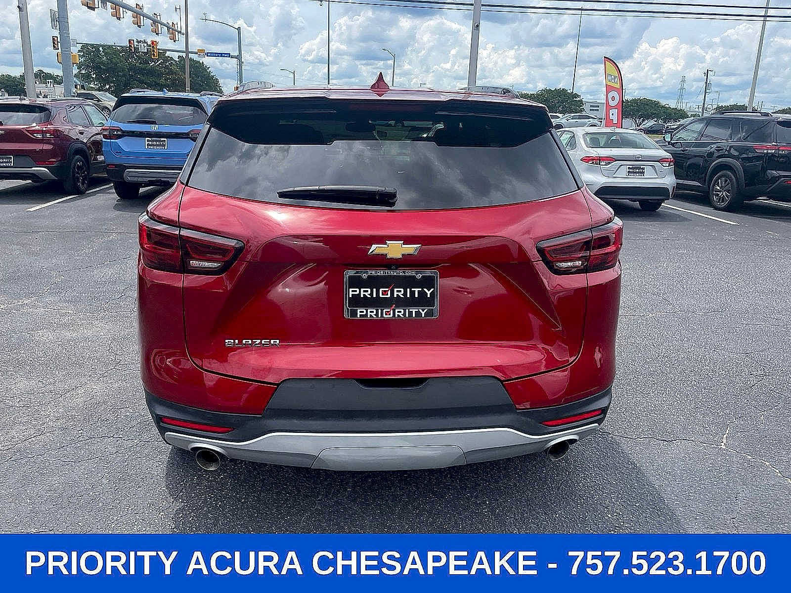 Used 2024 Chevrolet Blazer LT w/ Convenience Package FWD image 5