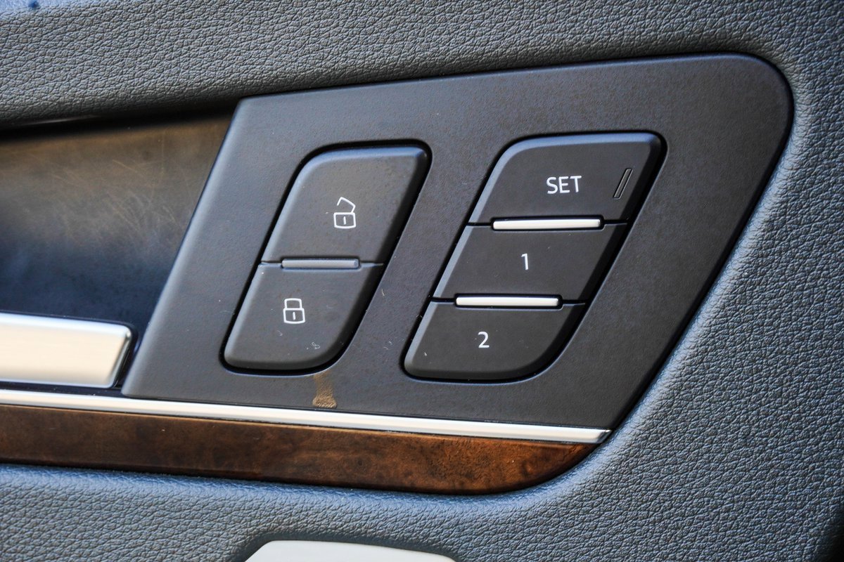 Used 2020 Audi Q5 2.0T Premium w/ Convenience Package image 34