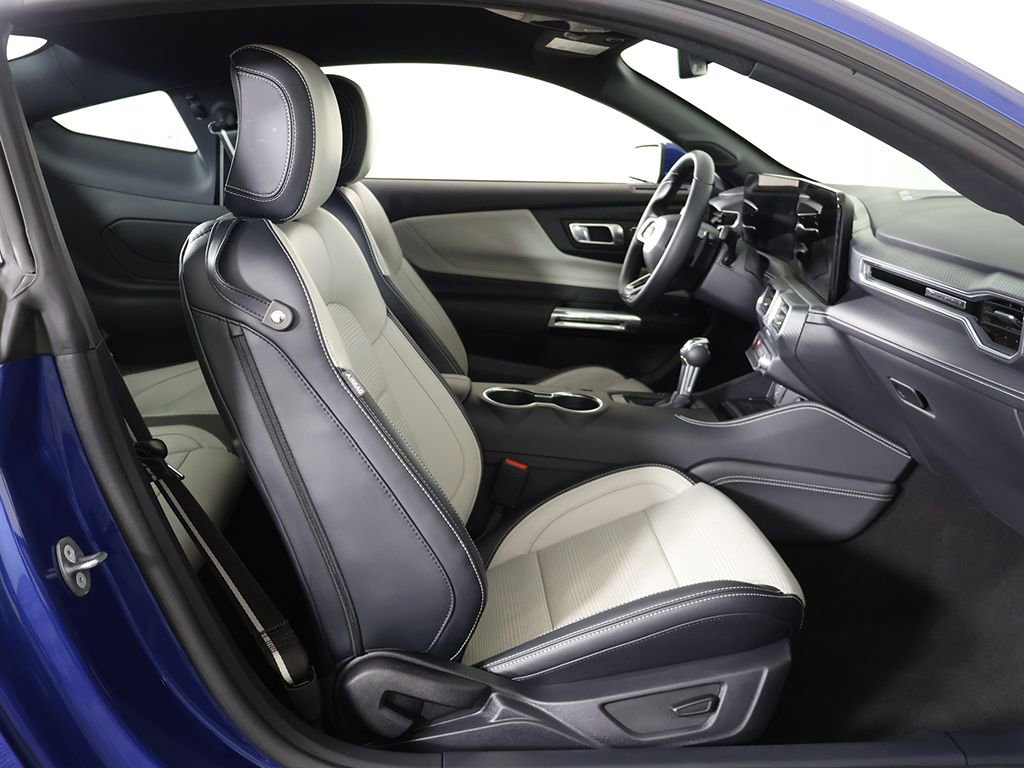 Used 2024 Ford Mustang GT Premium image 31