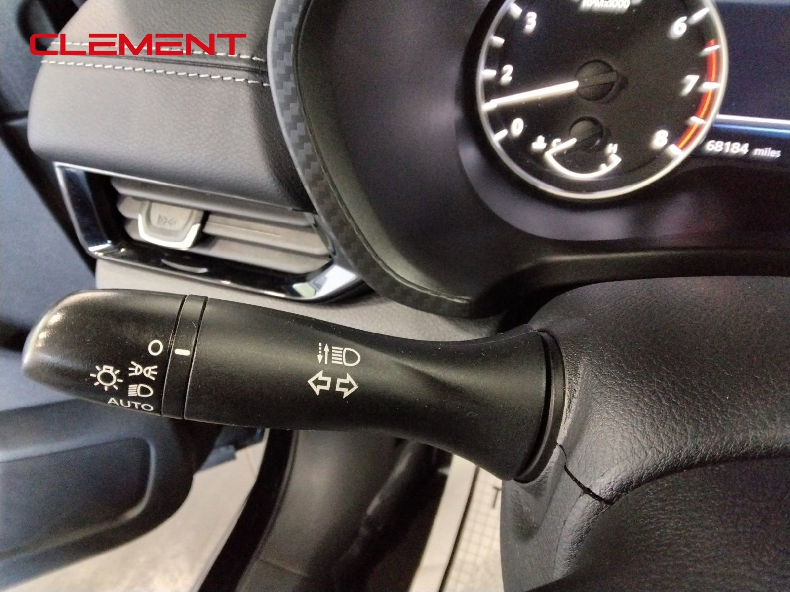 Used 2024 Nissan Sentra SV FWD image 14