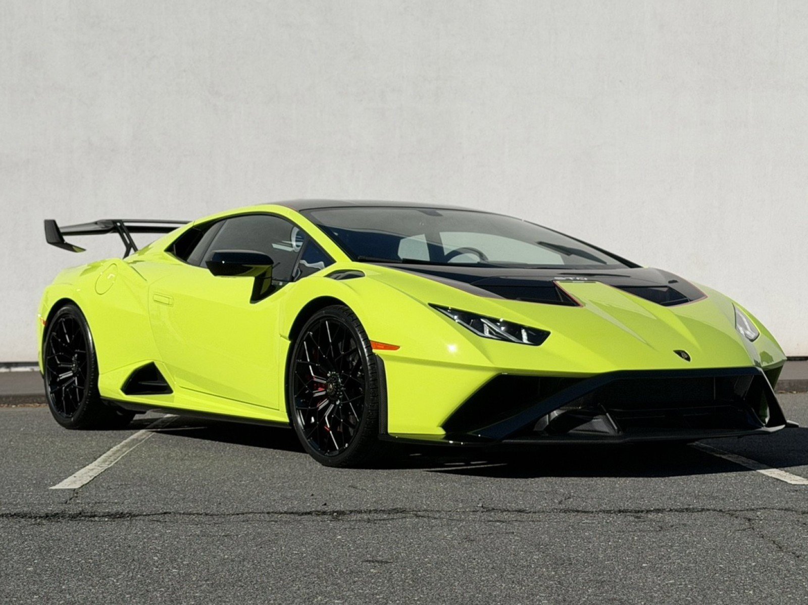 Used 2022 Lamborghini Huracan STO