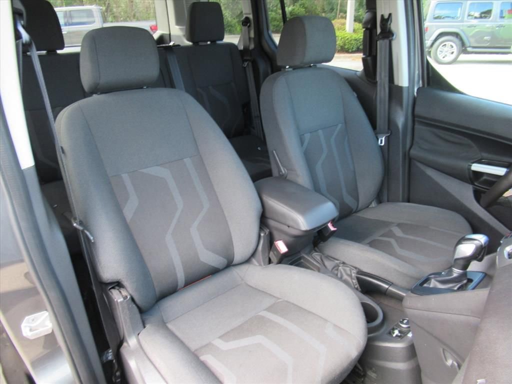 Used 2016 Ford Transit Connect XLT image 10