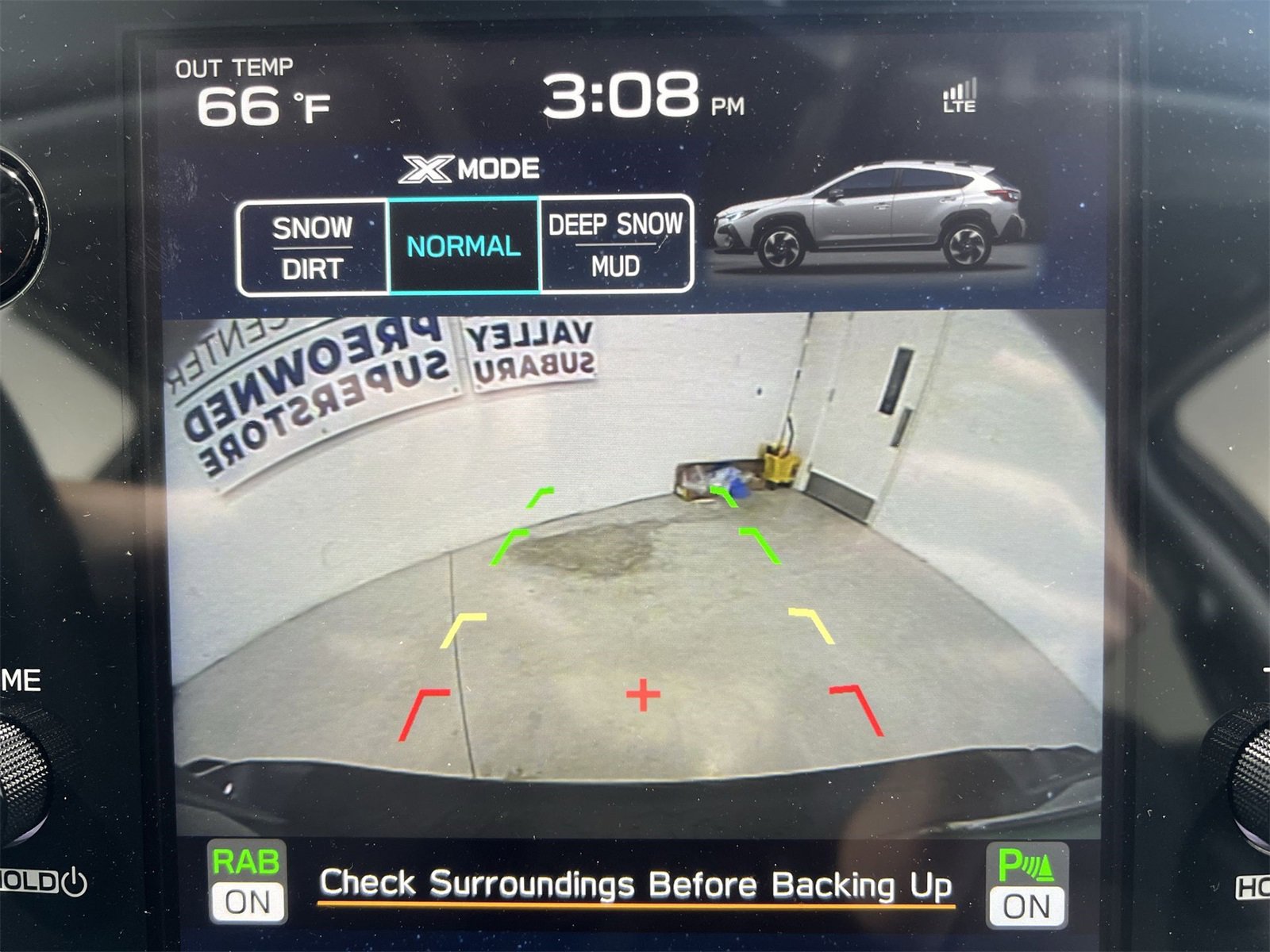 Certified 2025 Subaru Crosstrek 2.5i Limited w/ Crosstrek Mirror Package image 17