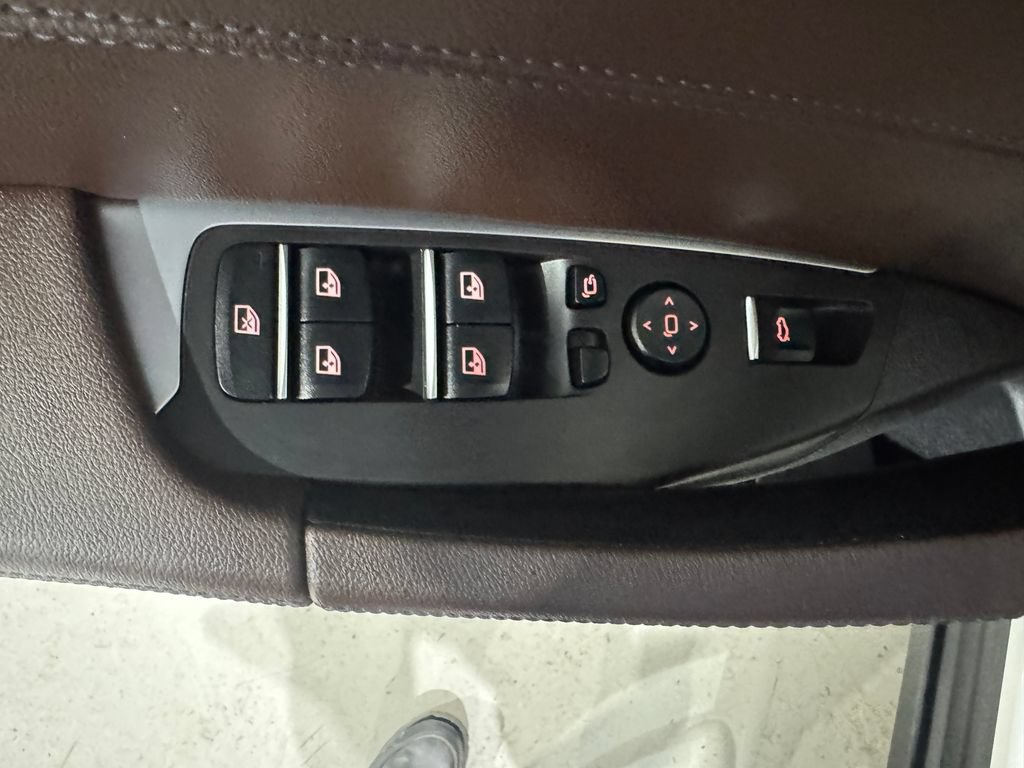 Used 2022 BMW X3 xDrive30i AWD/4WD image 16