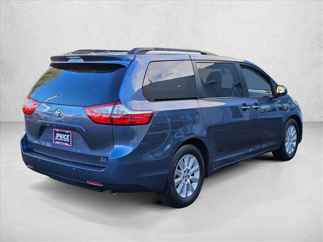Used 2016 Toyota Sienna XLE w/ XLE Navigation Package image 5