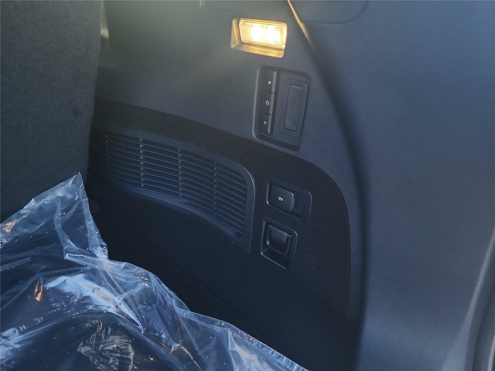 New 2027 Lincoln Aviator Reserve w/ Jet Appearance Package RWD image 20