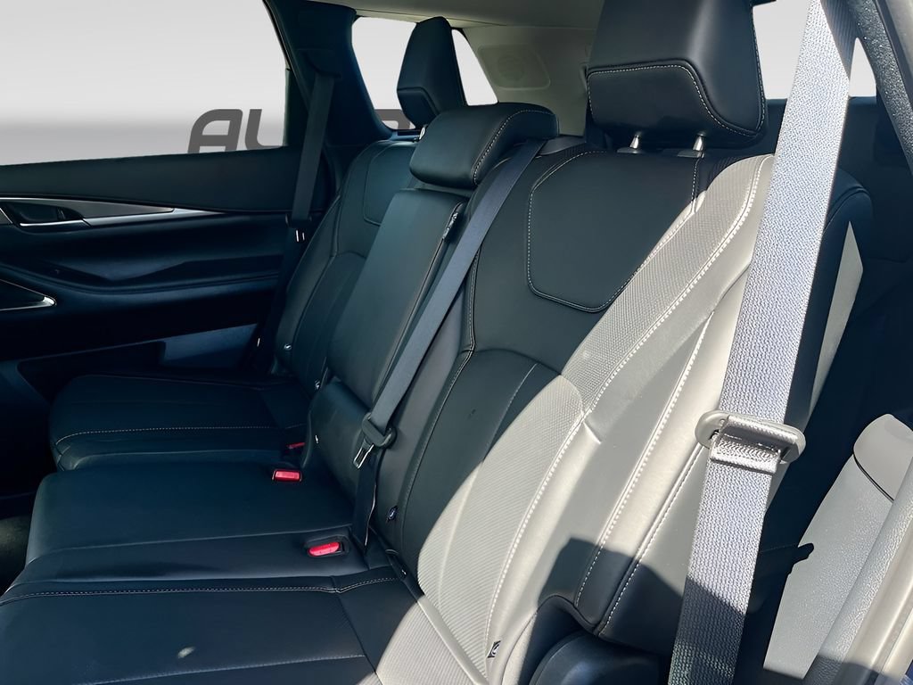 Used 2026 INFINITI QX60 Luxe w/ Cargo Package AWD/4WD image 26