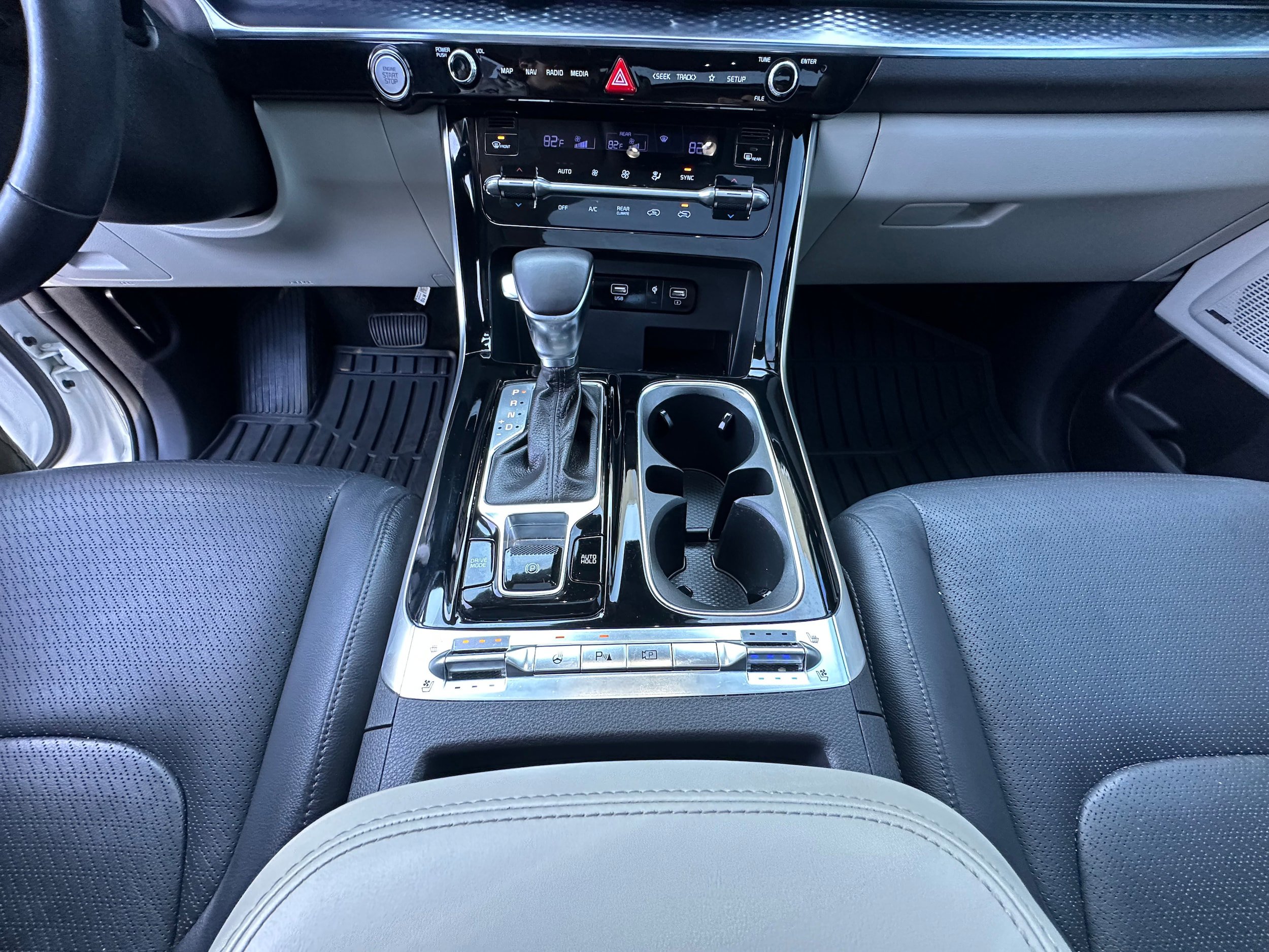 Used 2022 Kia Carnival SX Prestige FWD image 32