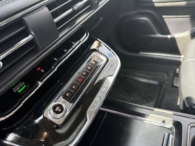 Used 2023 Lincoln Corsair Standard w/ Equipment Group 101A image 29