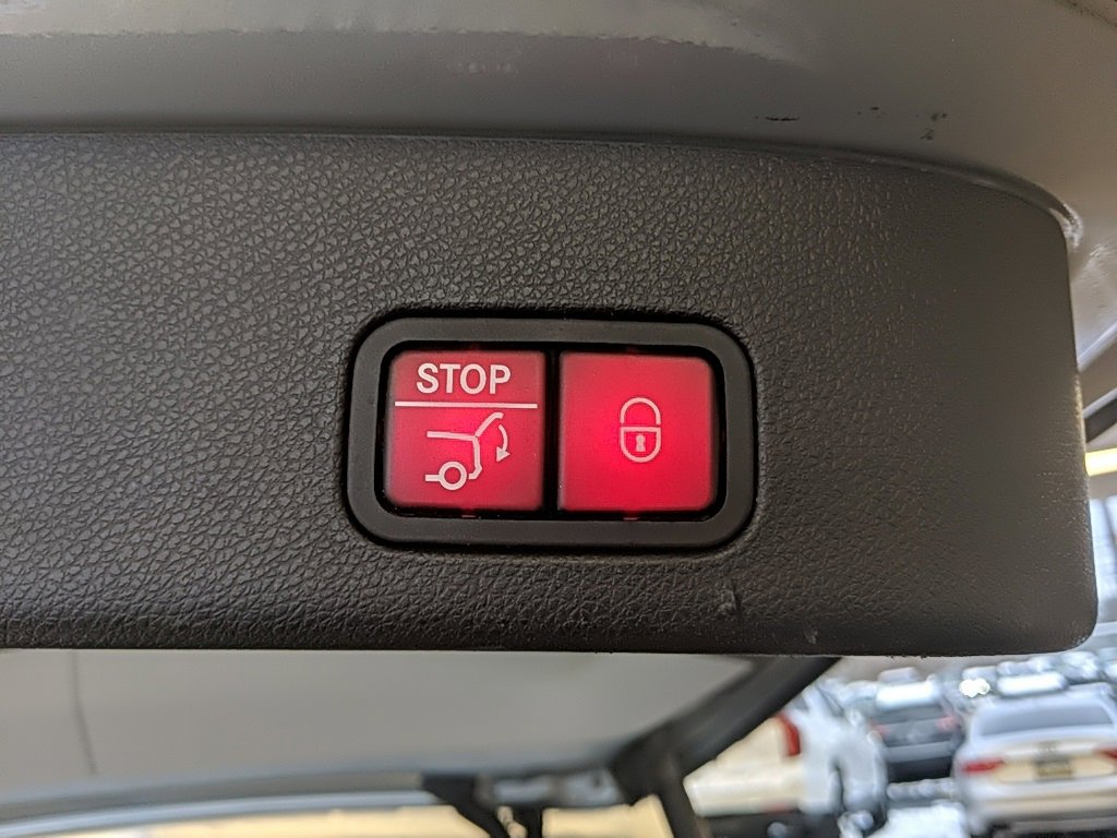 Used 2017 Mercedes-Benz GLS 450 4MATIC image 8