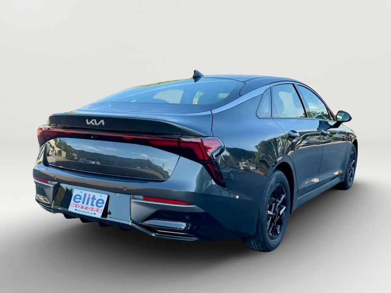 Used 2025 Kia K5 LXS FWD image 7