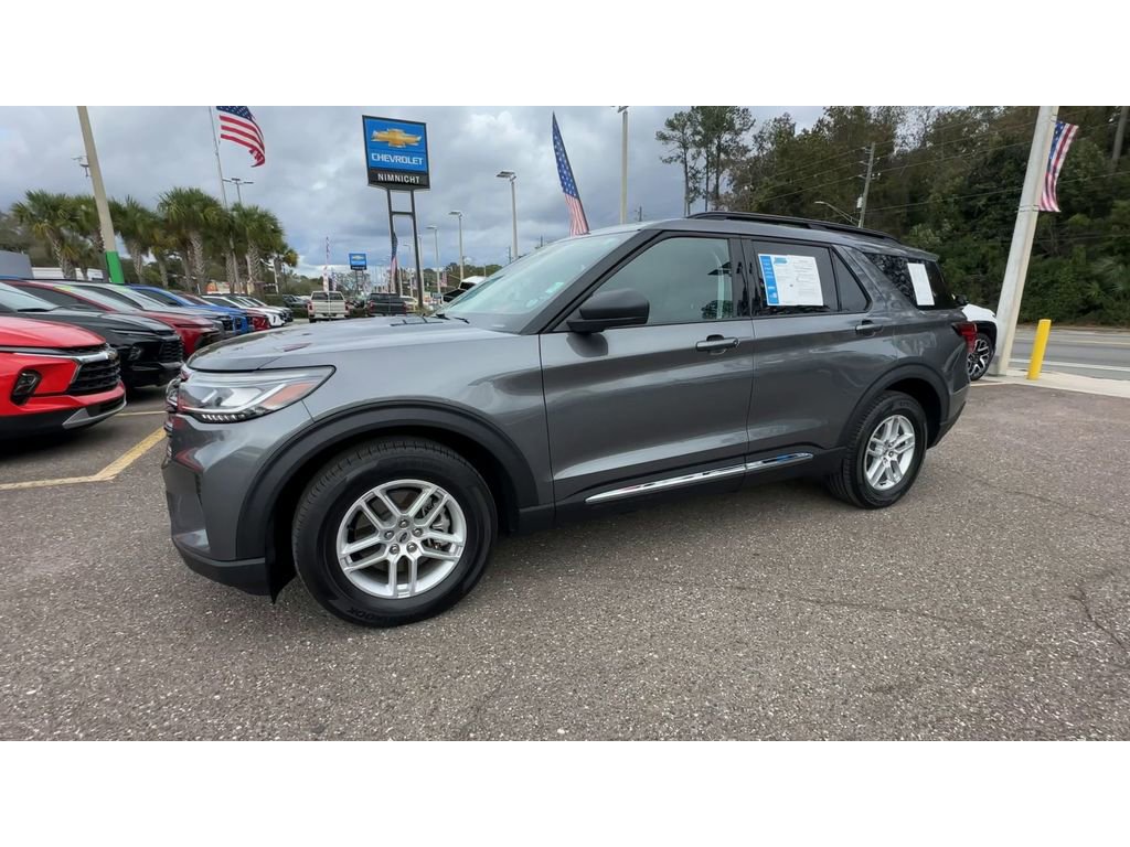 Used 2025 Ford Explorer Active image 6