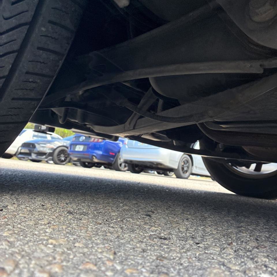 Used 2013 Ford Mustang Premium RWD image 22