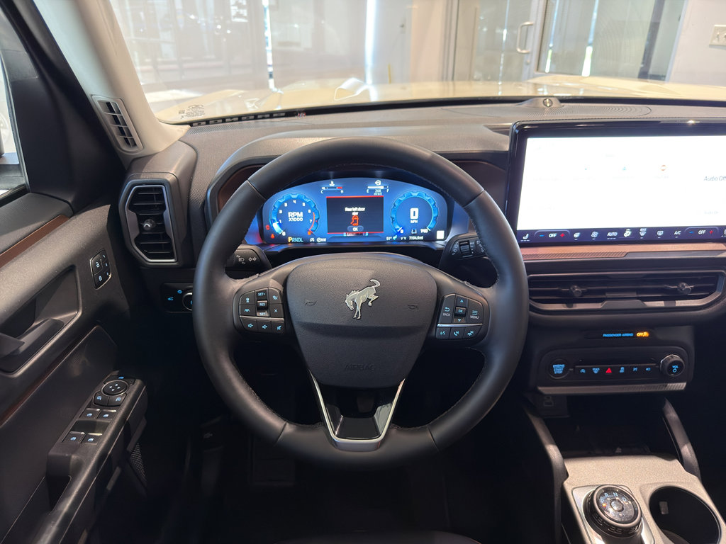 Used 2025 Ford Bronco Sport Outer Banks w/ Outer Banks Tech Package+ image 17