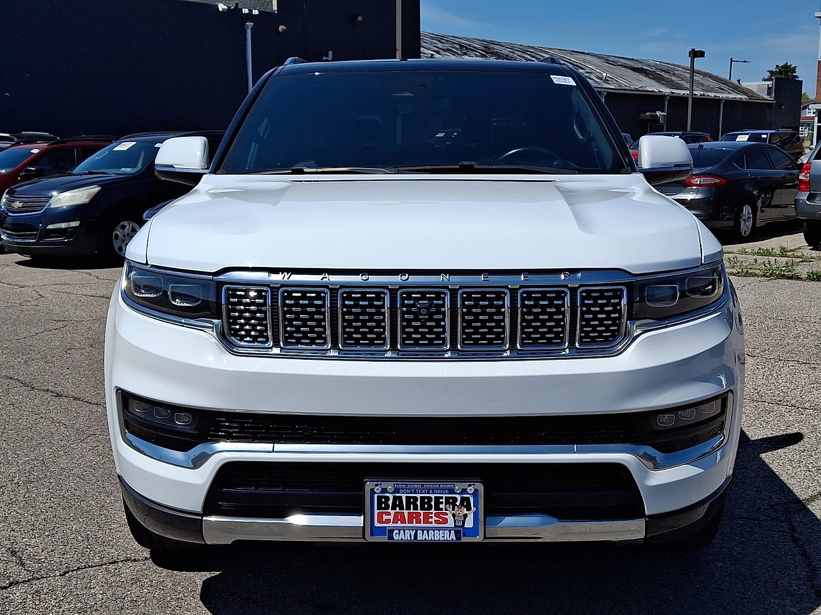 Used 2022 Jeep Grand Wagoneer Series I w/ Rear Seat Video Group 1 AWD/4WD image 2