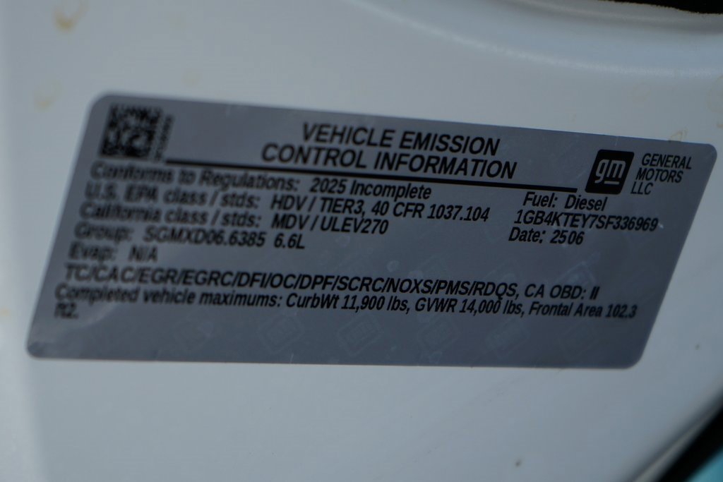 Used 2025 Chevrolet Silverado 3500 LT w/ Convenience Package image 12