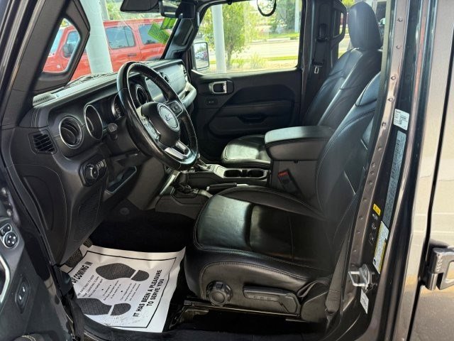 Used 2020 Jeep Wrangler Unlimited Sahara image 8