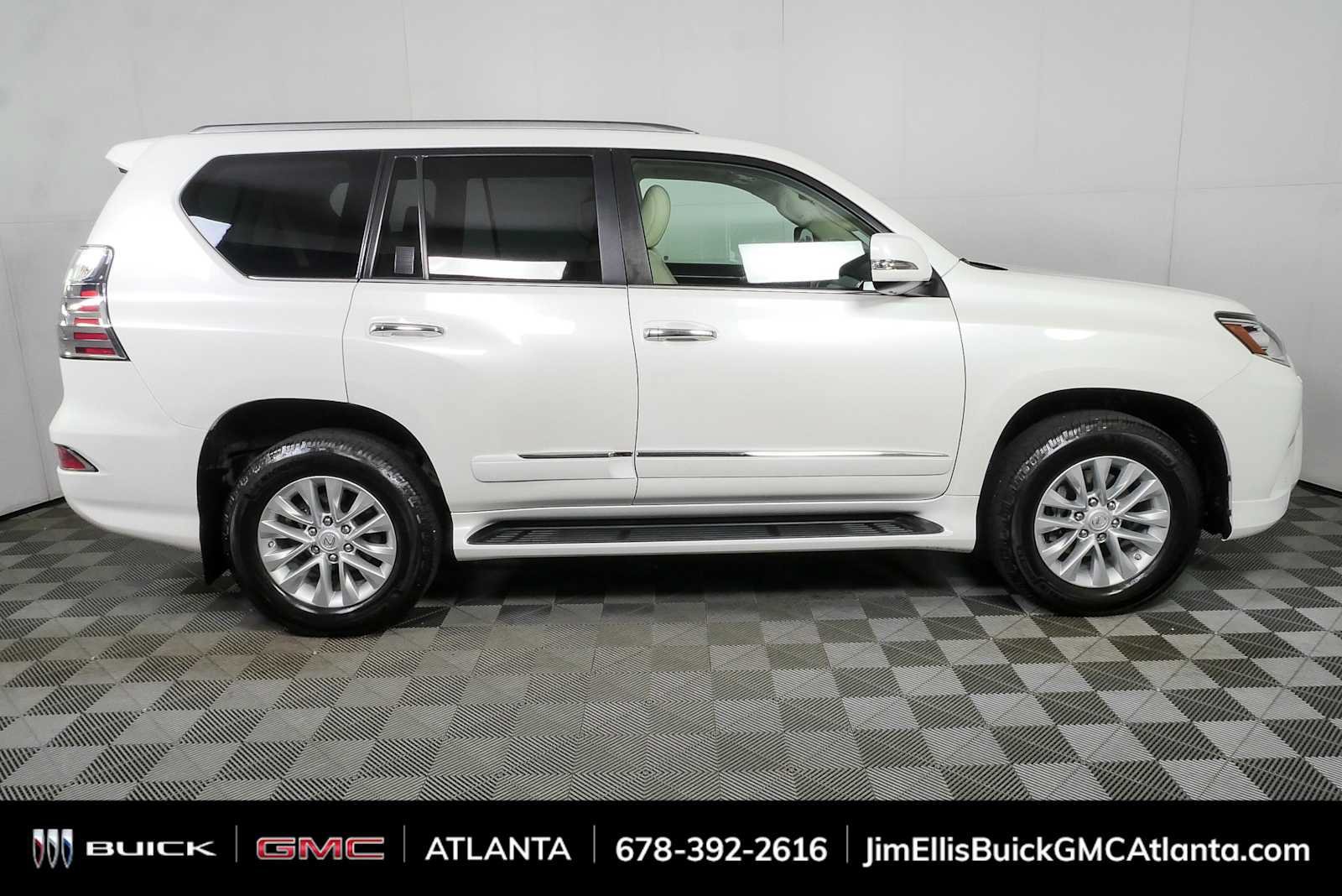 Used 2019 Lexus GX 460 Premium w/ Premium Package AWD/4WD image 2