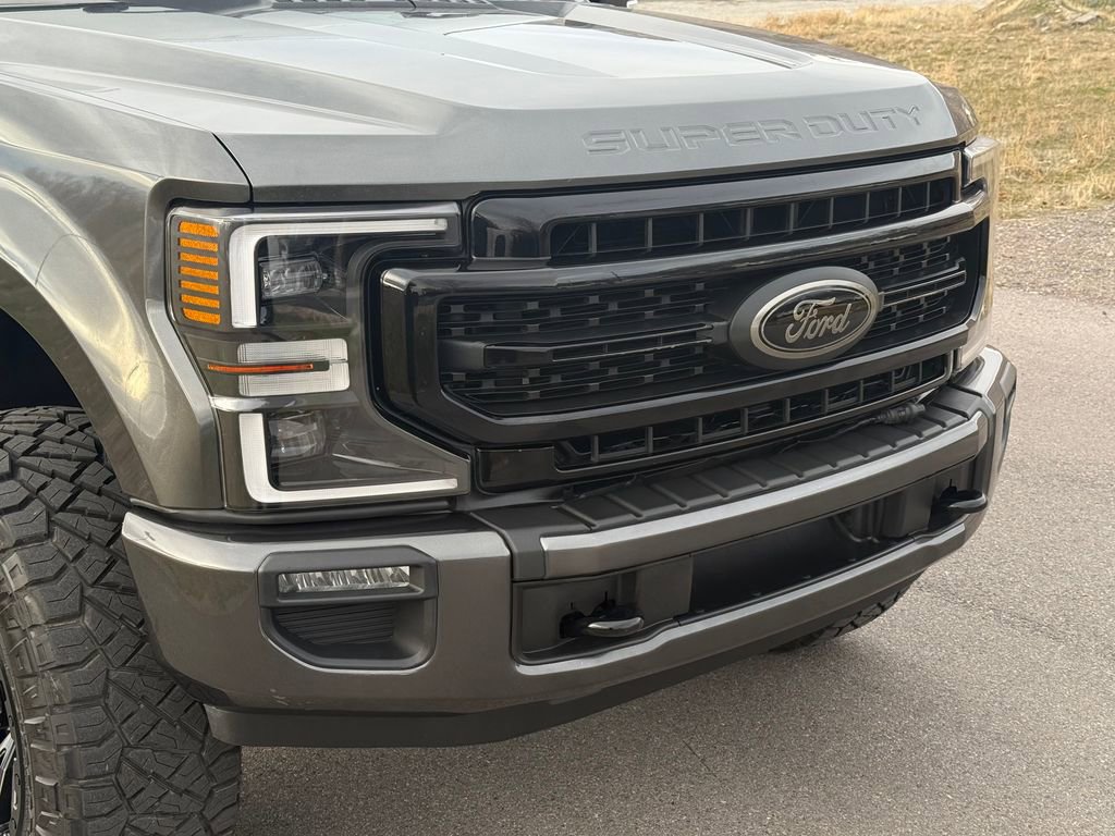 Used 2020 Ford F350 Lariat image 5