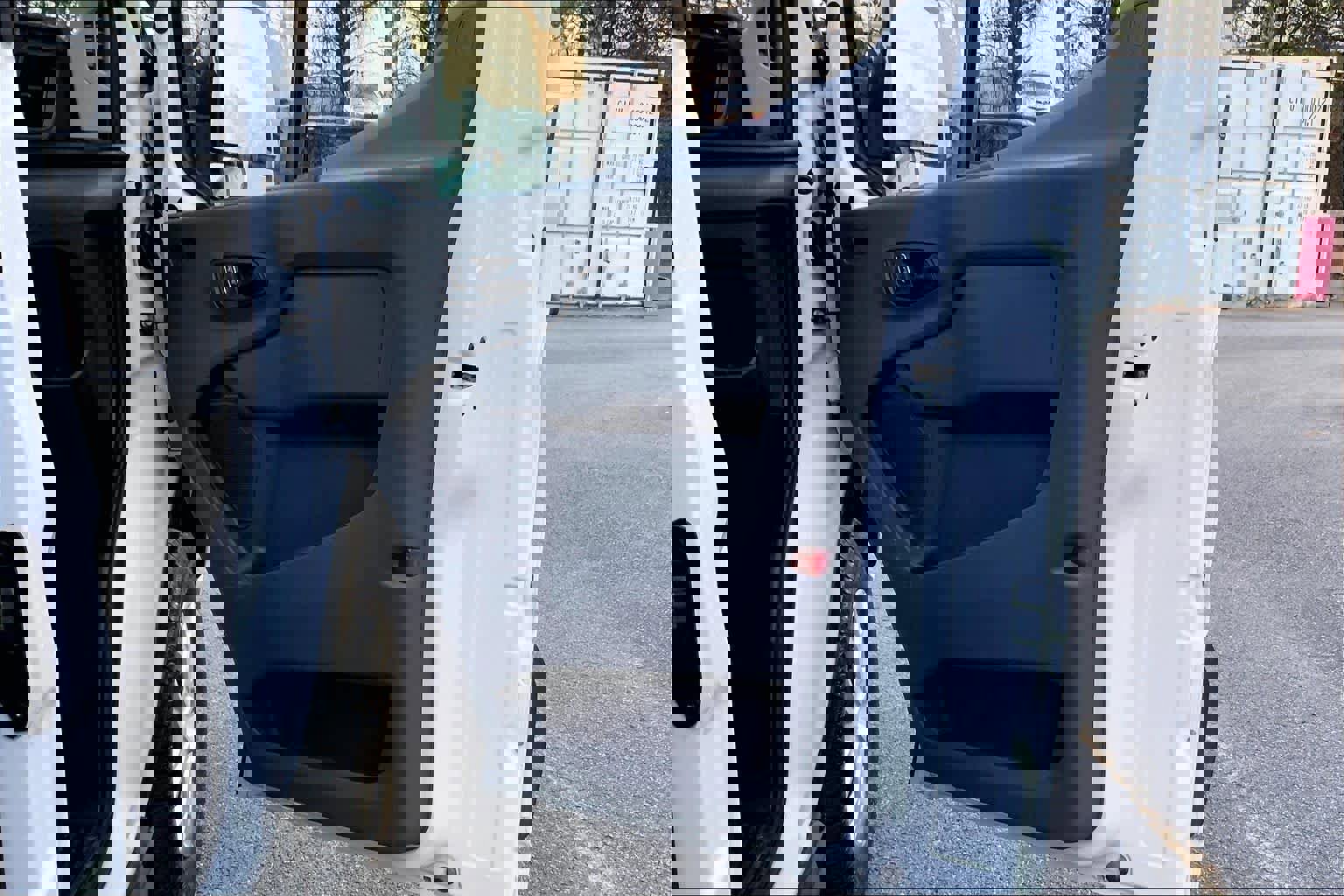 Used 2023 Ford Transit 350 XLT image 41