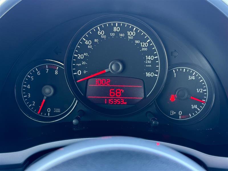 Used 2012 Volkswagen Beetle 2.5 image 40