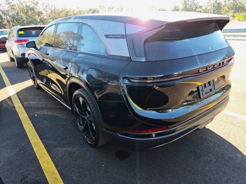 Used 2026 Lucid Gravity Dream image 4