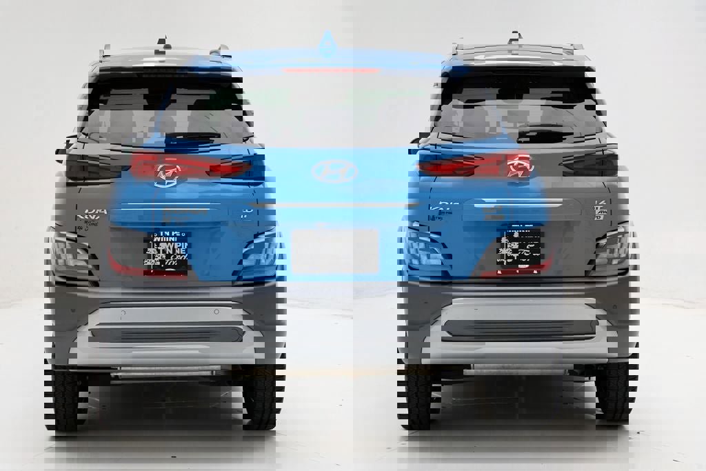 Used 2023 Hyundai Kona Limited w/ Cargo Package image 8