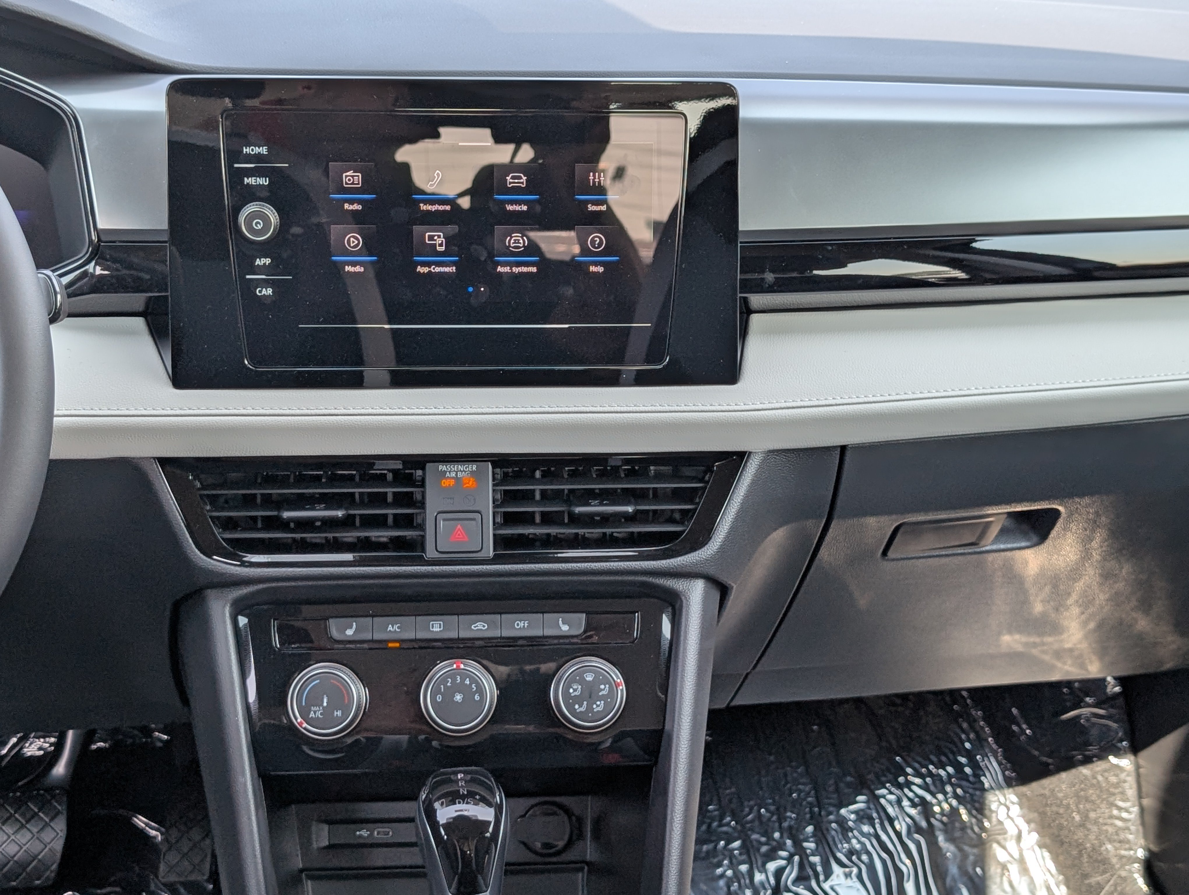 New 2026 Volkswagen Taos S AWD/4WD image 14