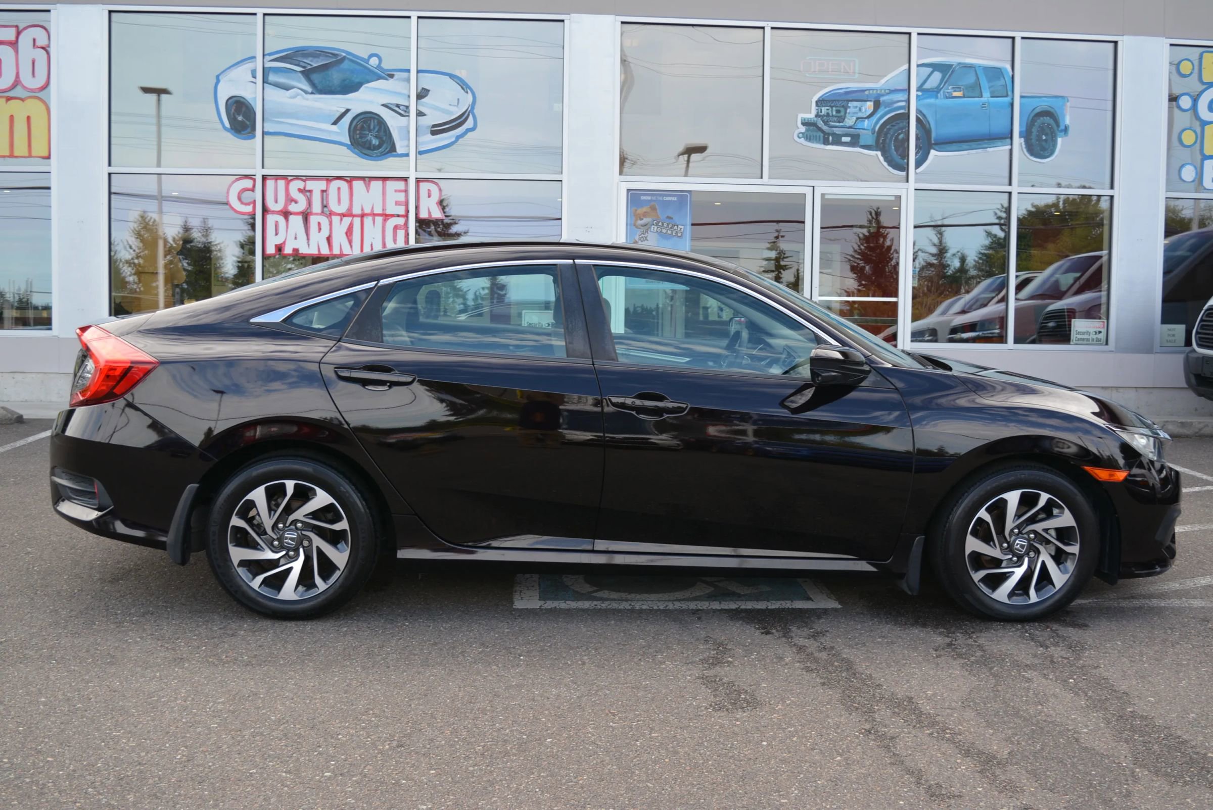 Used 2016 Honda Civic EX image 8