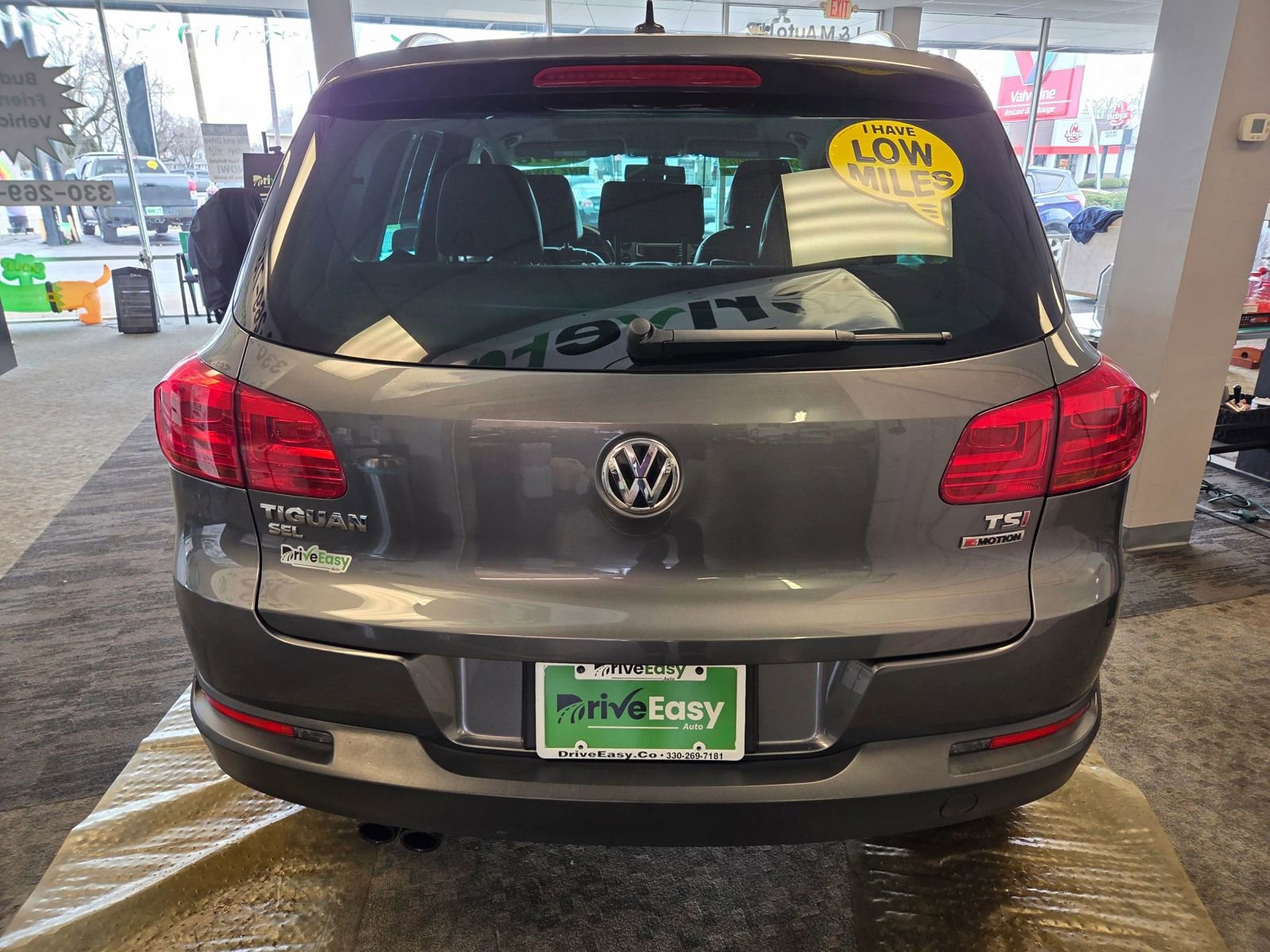Used 2016 Volkswagen Tiguan SEL image 12
