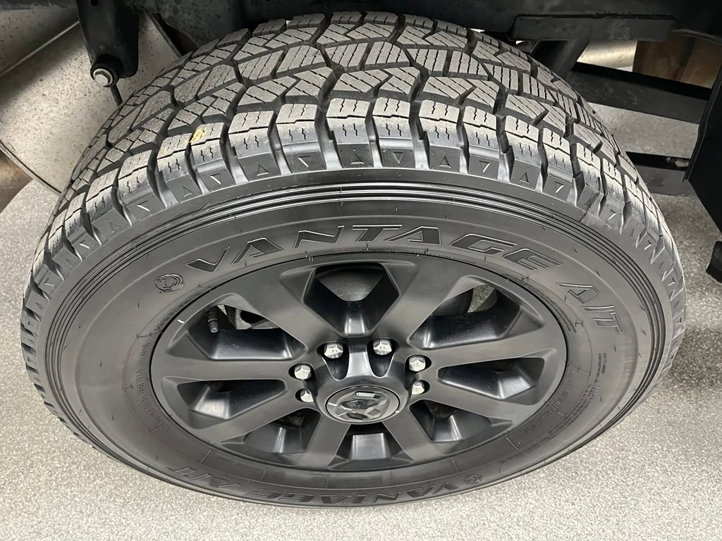 Used 2025 RAM 2500 Big Horn AWD/4WD image 17