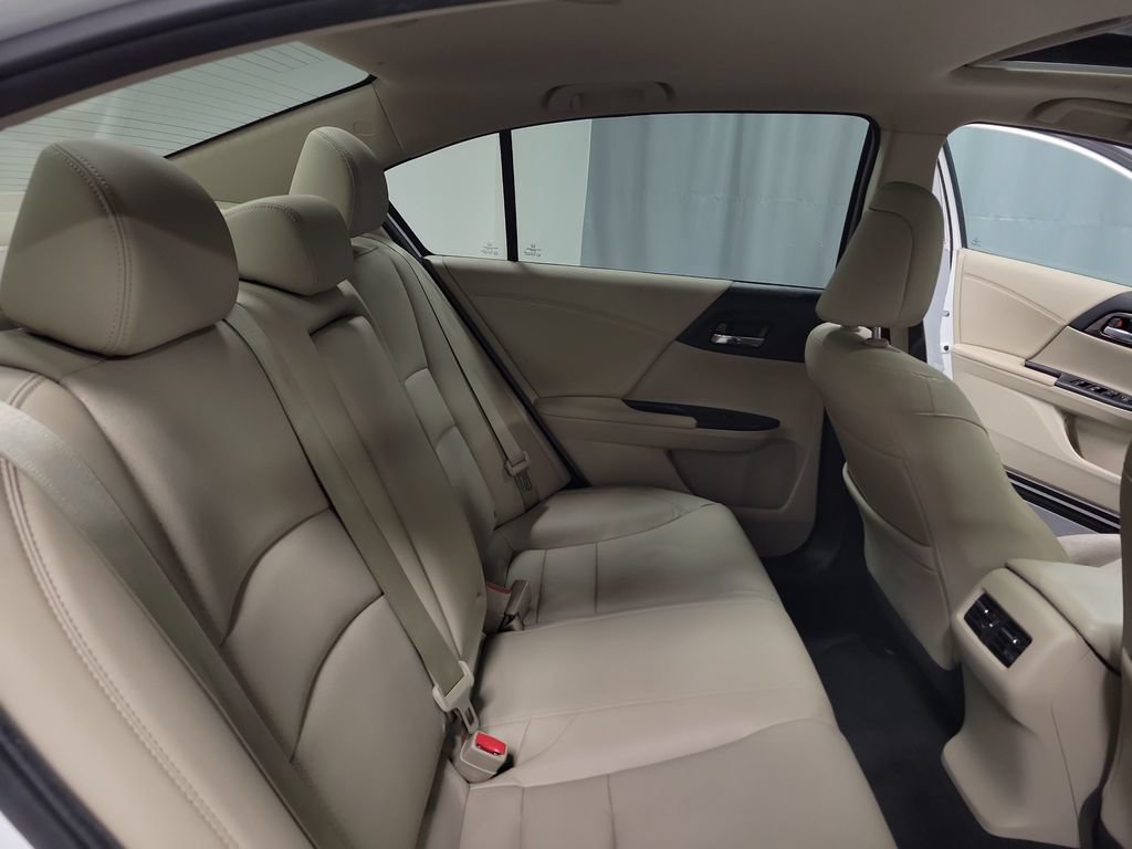 Used 2016 Honda Accord EX-L image 26